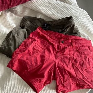 2pair kuhl kontra 6” shorts size 10